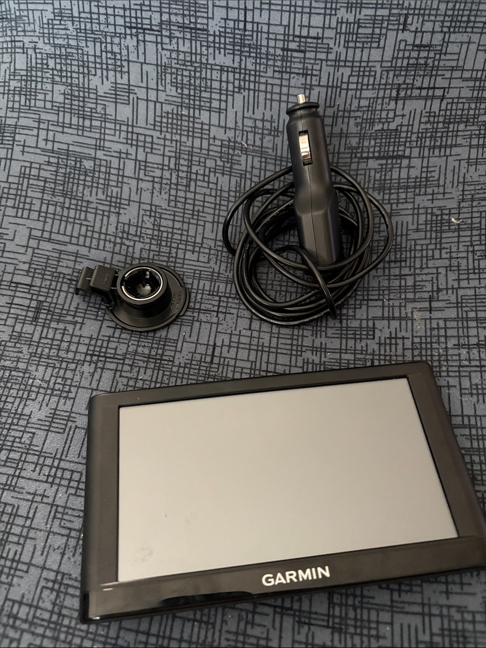 Garmin nüvi 66LM 6" GPS Navigation With USB Charger Cable
